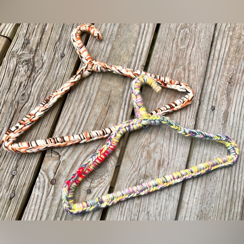 Vintage Crochet Colorful Coat Hangers Protect Clothes Slip Off Clothes Hanger - Picture 6 of 9